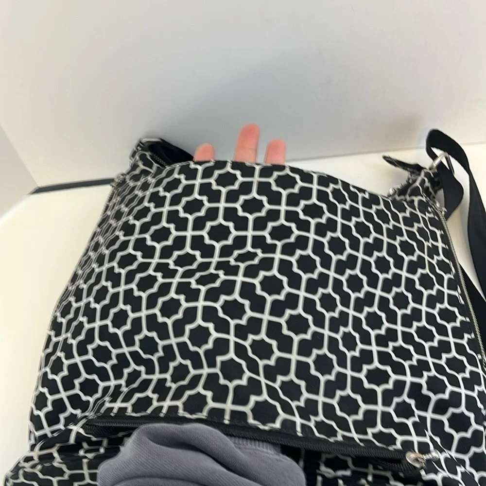 Baggallini Black & White Geometric Print Travel Purse Laptop Work Shoulder Bag